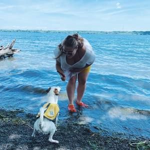 Meet your Posher, Hailey